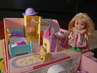 Casita Lucy Locket Polly Pocket vintage Bluebird