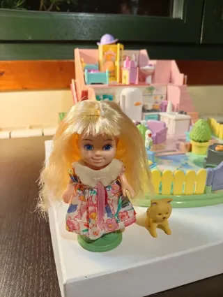 Casita Lucy Locket Polly Pocket vintage Bluebird