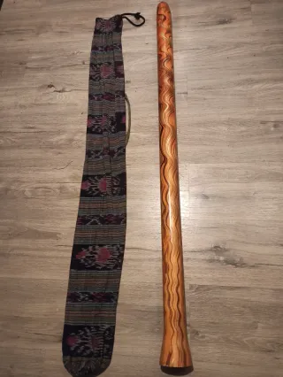 Digeridoo con funda 1,29m