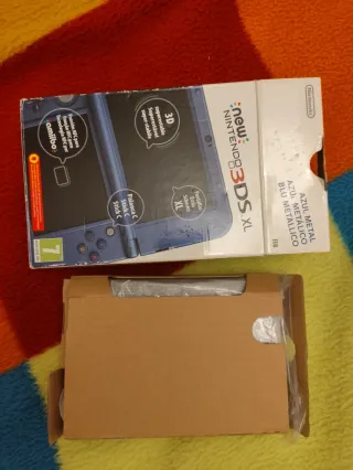 Nintendo New 3DS XL Azul, nueva sin uso.