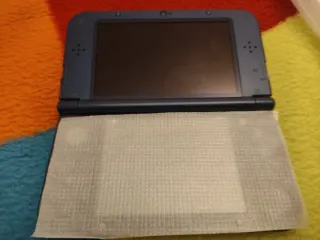 Nintendo New 3DS XL Azul, nueva sin uso.