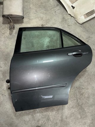 Puerta Trasera Lexus IS200 Beige