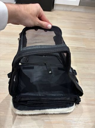 Bolsa transportín mascotas dos pisos