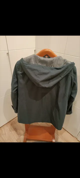 Parka Javier Larrainzar azul marino sin estrenar