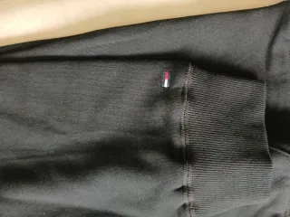 Sudadera Tommy Hilfiger con capucha Negra