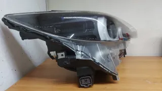 Faro LED Derecho Mazda CX5 2022-2024