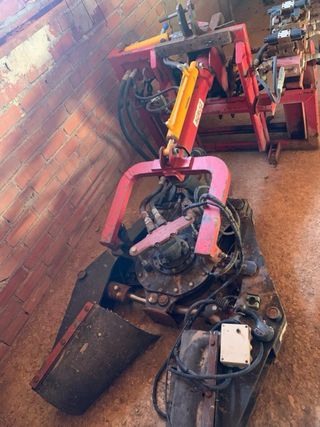 Vibrador olivos Agruruiz para minicargadora