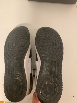 Nike Air Force 1 Negras y Blancas