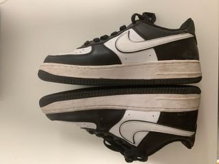 Nike Air Force 1 Negras y Blancas