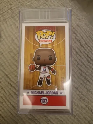 Funko Pop Michael Jordan 137 PSA 10