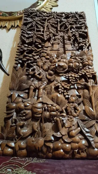 ANTIGUO PANEL BALINÉS GRANDE