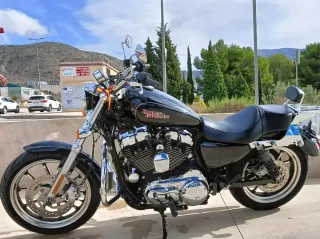 Harley Davidson Superlow XL 1200.