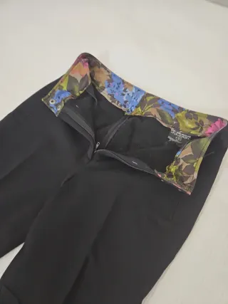 Pantaloncini da sci neri con stecche