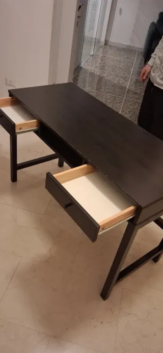 Scrivania IKEA Legno Marrone/Nero