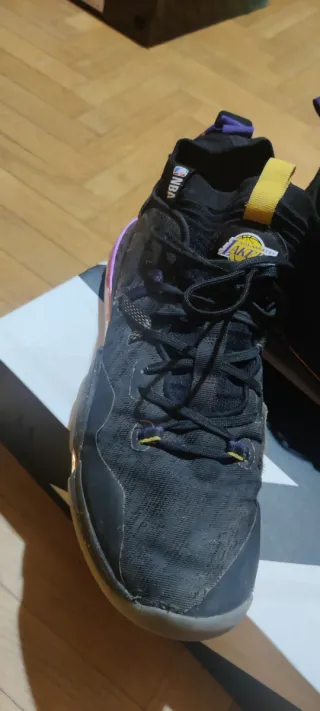 Zapatillas Baloncesto Jordan Hombre Negras Moradas