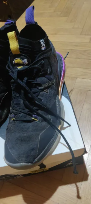 Zapatillas Baloncesto Jordan Hombre Negras Moradas