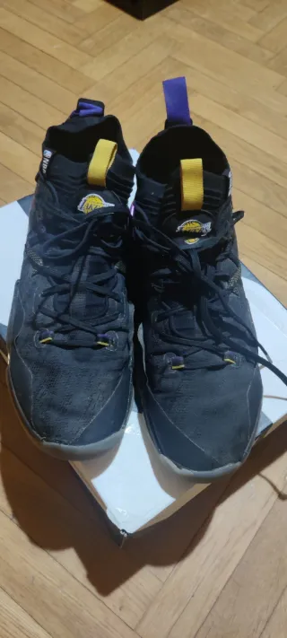 Zapatillas Baloncesto Jordan Hombre Negras Moradas