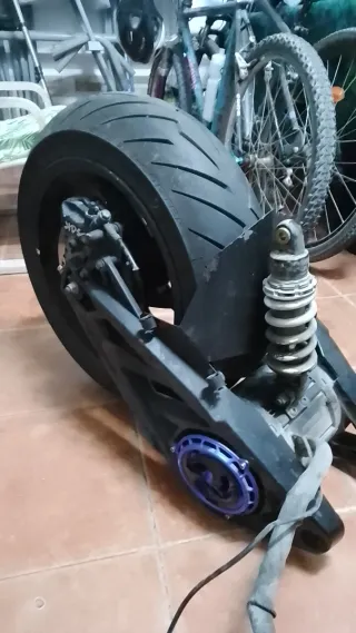 Moto Eléctrica Azul