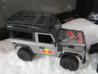 Coche RC todoterreno Red Bull
