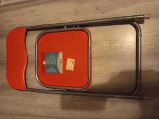 Silla Plegable Naranja y Plateada