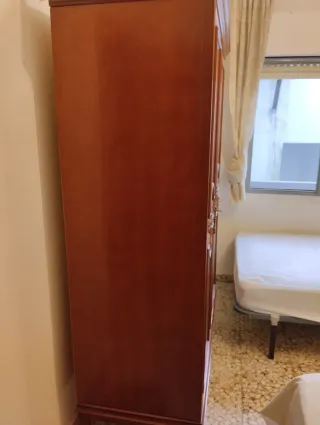 Armario Dormitorio Madera, en Los Navalucillos