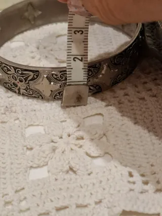 Brazalete estilo antiguo plateado