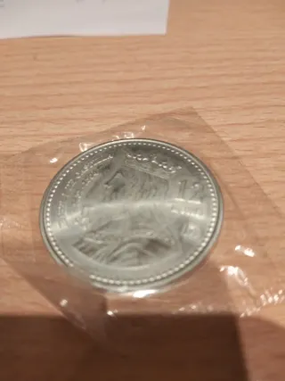 3 Monedas: 2 de 20 euros y una de 12 euros
