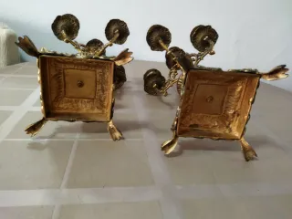 Reloj y Candelabros Acero Fundido y Mármol