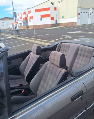 BMW e30 320 cabriolet