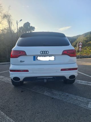 Audi Q7 2015