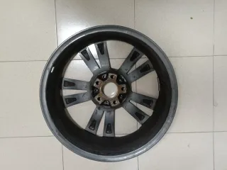 Llanta Mercedes Benz 18"