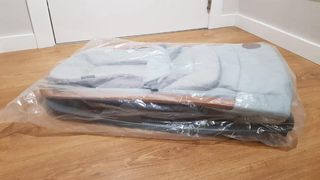 Hamaca maxi cosi madera y tela gris