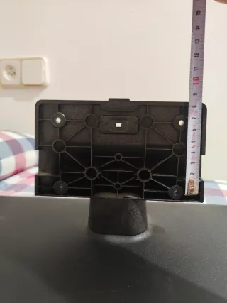 Pie central TV Cecotec 50 pulgadas