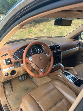 Porsche Cayenne 2005