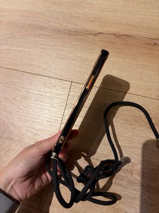 Funda iPhone 12 Negra con Correa