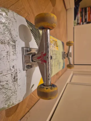 Skate Welcome 8.0, Trucks Venture