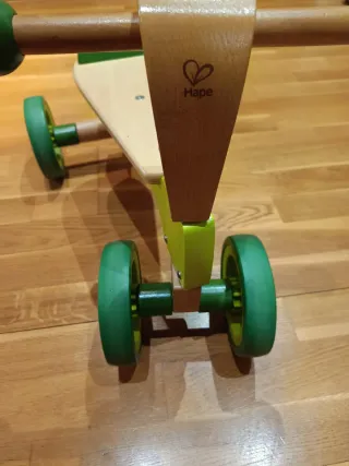 Triciclo madera Hape