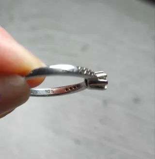 Anillo solitario plata de ley 925