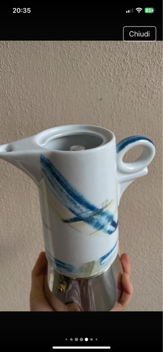 Caffettiera in ceramica decorata