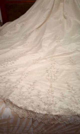 Traje de Novia Color Champán