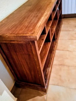 Mueble de salón de madera