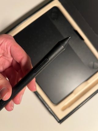 Tableta Gráfica Wacom Intuos Art + Lápiz