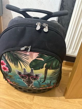 Mochila Totto Jirafa Corazones Tropical