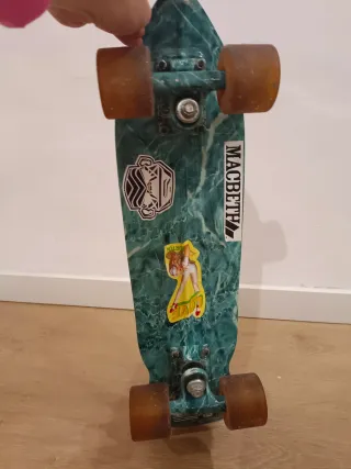 Monopatín Shaun White Supply co