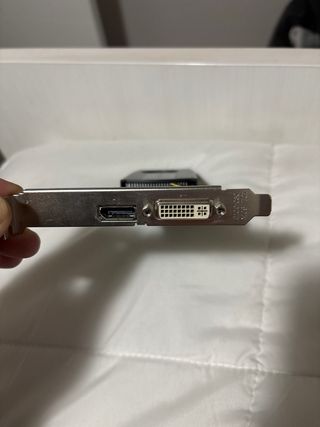 Tarjeta Gráfica NVIDIA Quadro 2GB