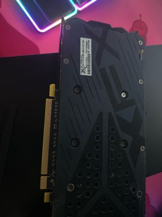 XFX RX 570 XXX 8GB Usada mantenimiento cada año
