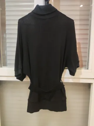 Jersey largo cuello alto estampado