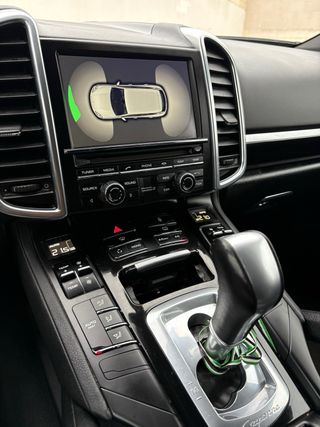 Porsche Cayenne 2012