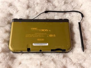Nintendo New 3DS XL Ed. Zelda IPS mod