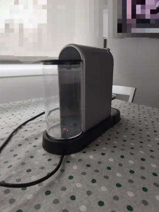 Cafetera Nespresso Citiz Gris + porta cápsulas